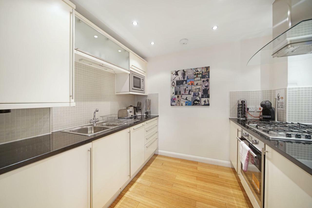 Appartamento 2 Bed Chic Near Shoreditch & Liverpool St Free Wifi & Parking By Aparts *